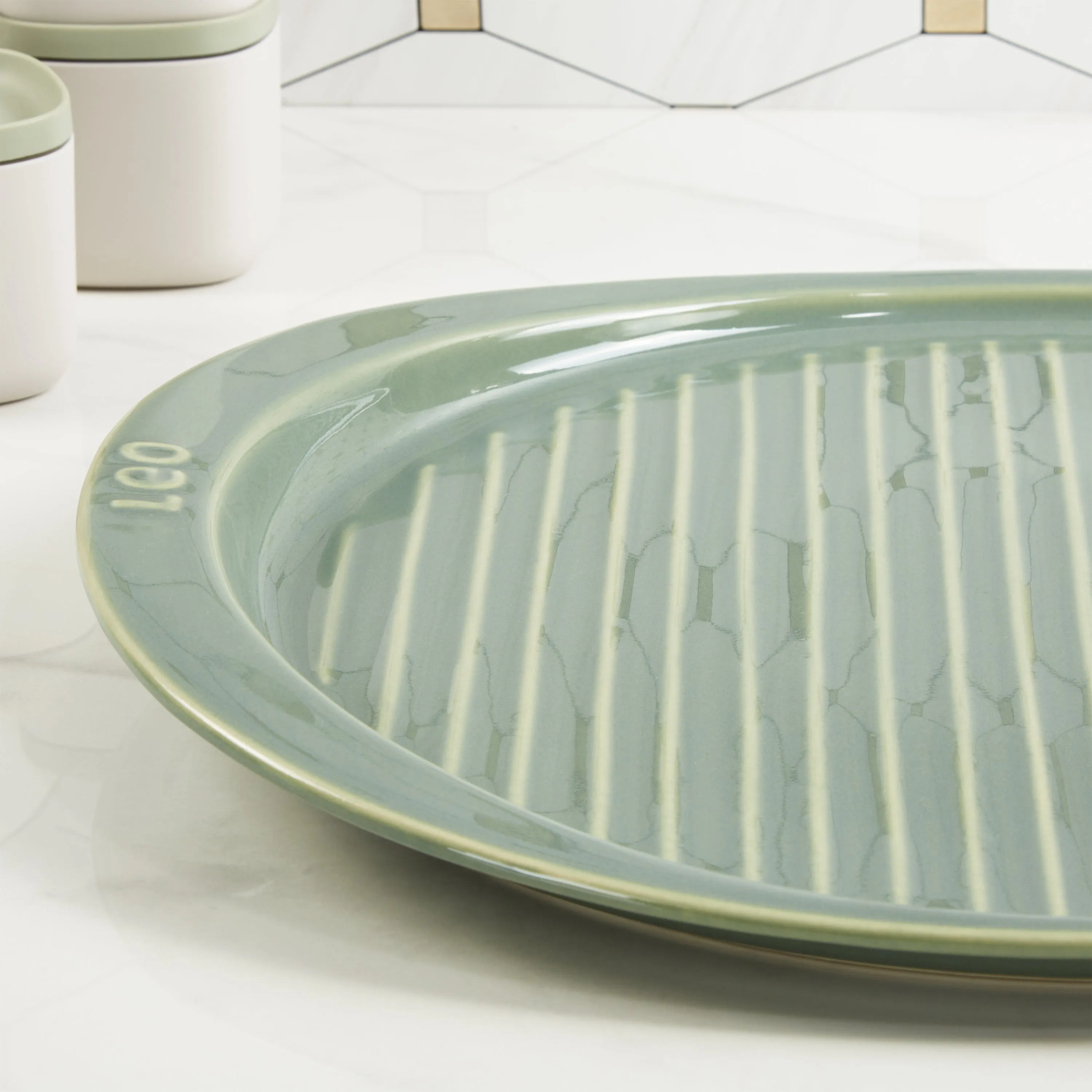 BergHOFF Balance Stone Ribbed Pizza Tray 15.75", Sage