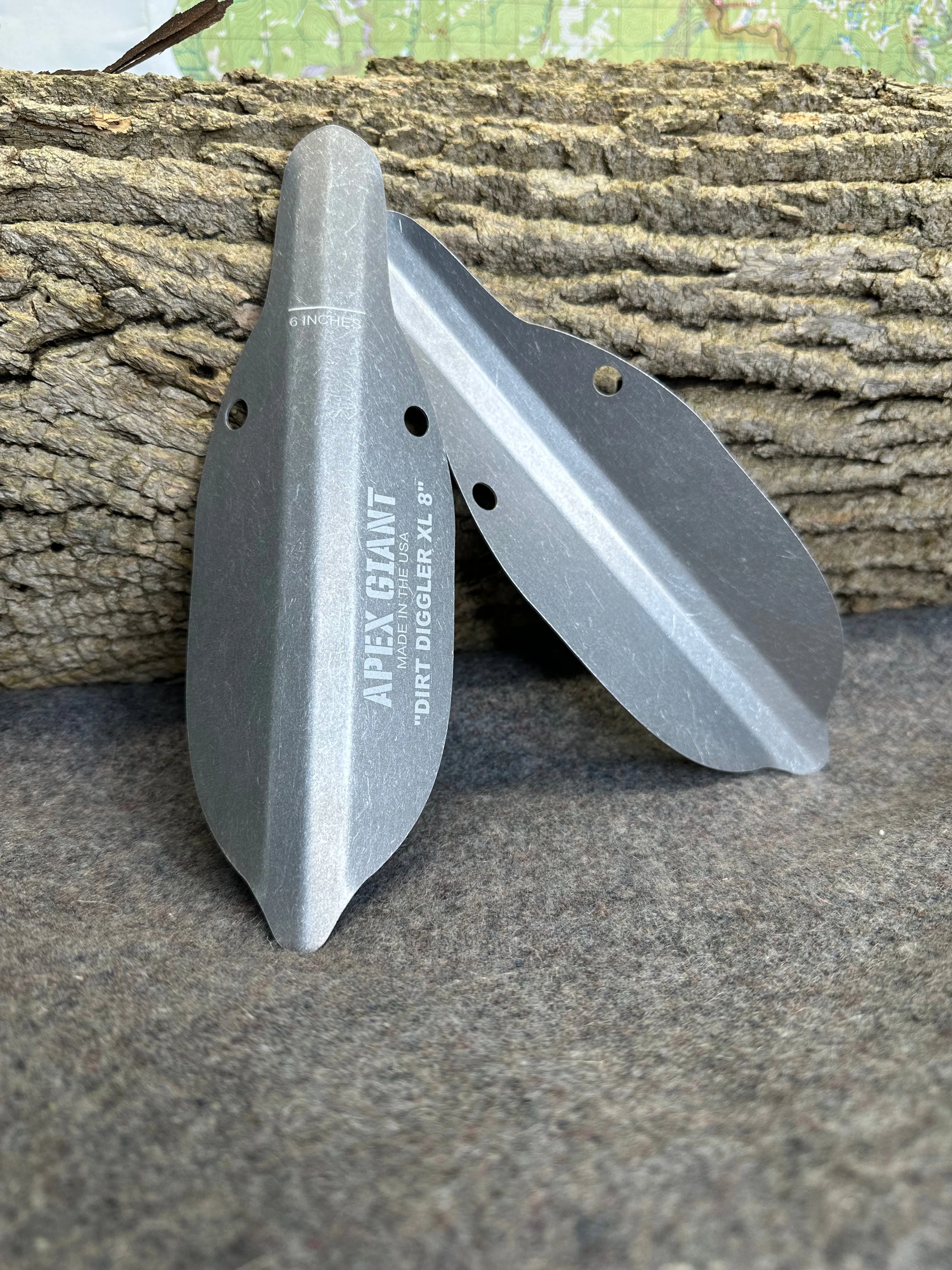 The Dirt Diggler Ultralight Trowel